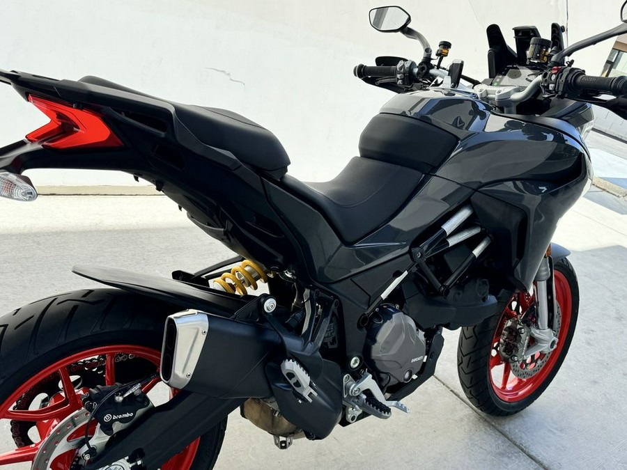 2022 Ducati Multistrada V2 S Street Grey