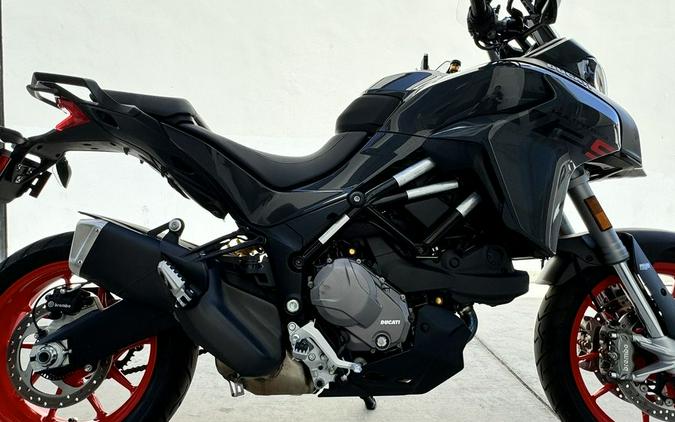 2022 Ducati Multistrada V2 S Street Grey