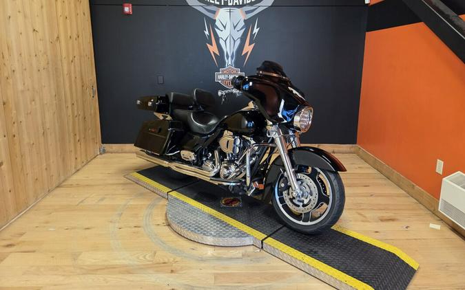 FLHX 2011 Street Glide®