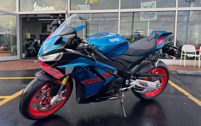 2027 APRILIA RSV4 1100