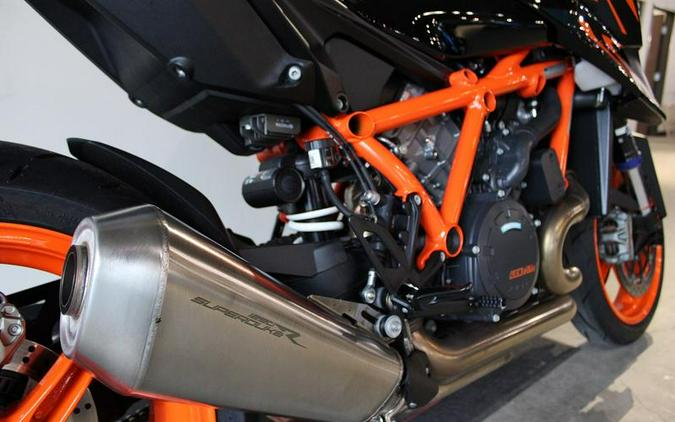 2022 KTM 1290 Super Duke R EVO