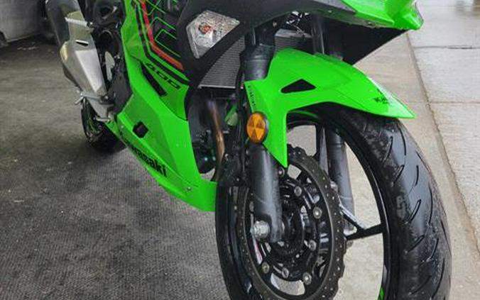 2023 Kawasaki Ninja 400 ABS KRT Edition