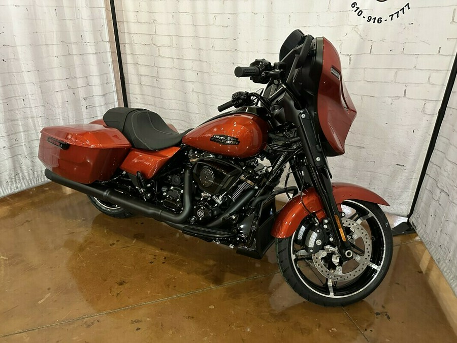 2024 Harley-Davidson Street Glide® FLHX Whiskey Fire