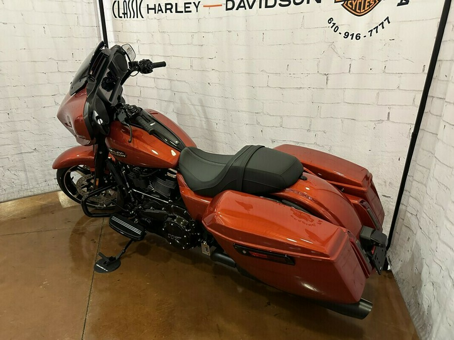 2024 Harley-Davidson Street Glide® FLHX Whiskey Fire