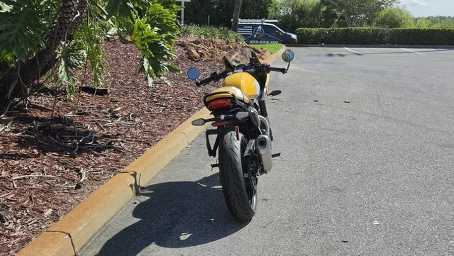 2026 Triumph Thruxton 400 Metallic Racing Yellow / Aluminium Silver 400