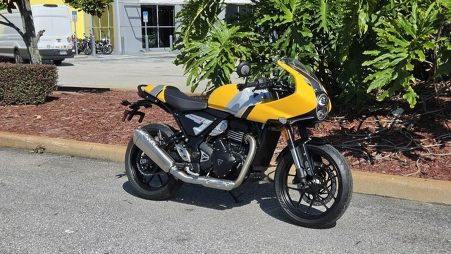 2026 Triumph Thruxton 400 Metallic Racing Yellow / Aluminium Silver 400