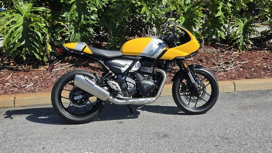 2026 Triumph Thruxton 400 Metallic Racing Yellow / Aluminium Silver 400