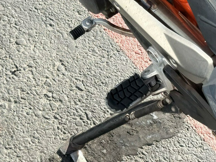 2021 KTM SMC 690 R