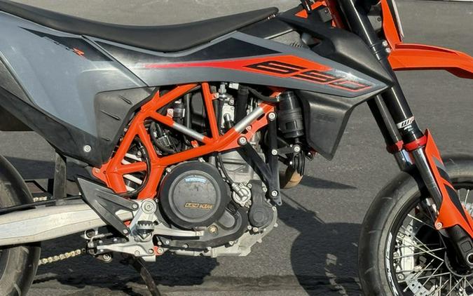2021 KTM SMC 690 R