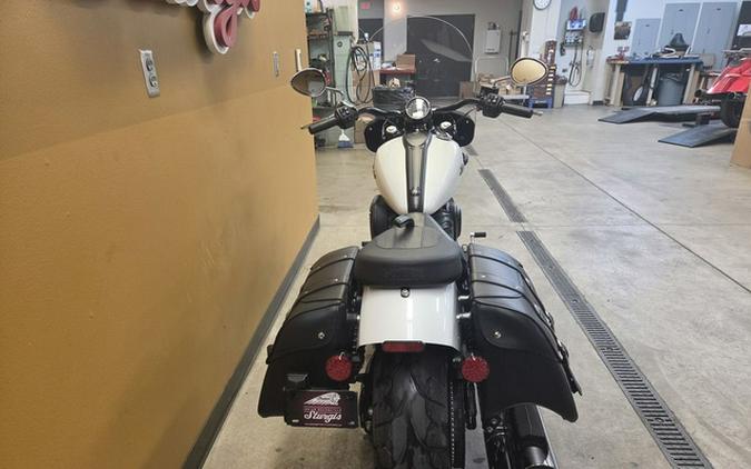 2022 Indian Super Chief ABS Pearl White