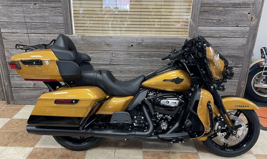 2023 Harley-Davidson Ultra Limited Prospect Gold/Vivid Black – Black Finish