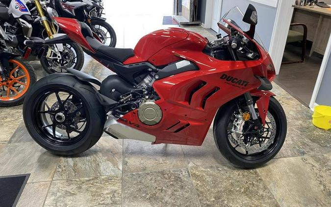 2024 Ducati Panigale V4 Red