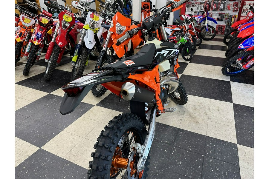 2025 KTM 300 XC-W HARDENDURO