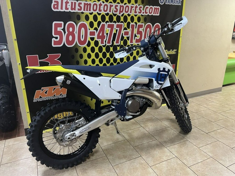 2024 Husqvarna® TE 300