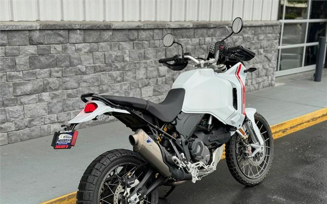 2023 Ducati DESERT X