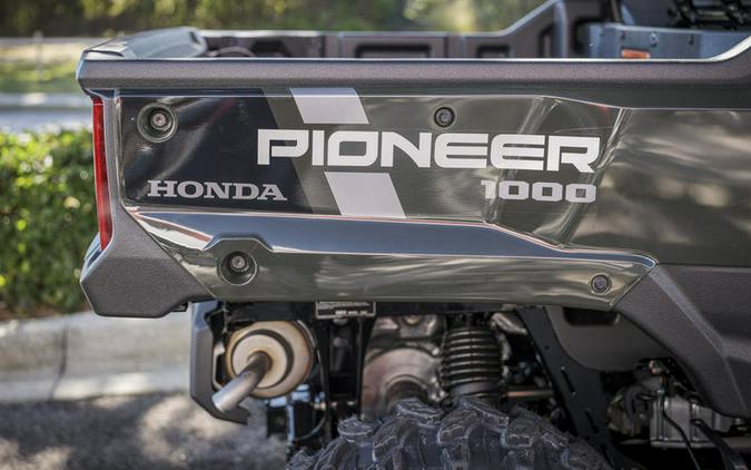 2024 Honda® Pioneer 1000-6 Deluxe Crew