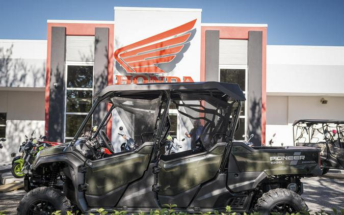 2024 Honda® Pioneer 1000-6 Deluxe Crew