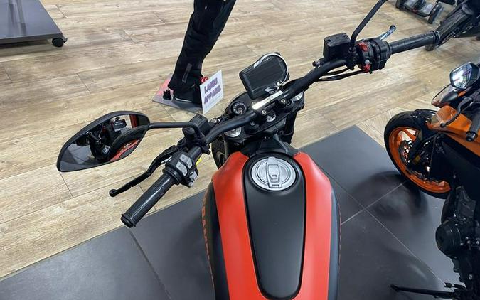 2024 Ducati Scrambler Full Throttle (2G) Livery