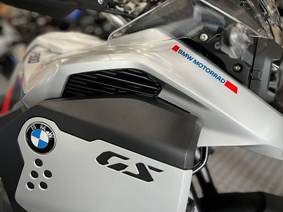 New 2024 BMW F 900 GS Adventure