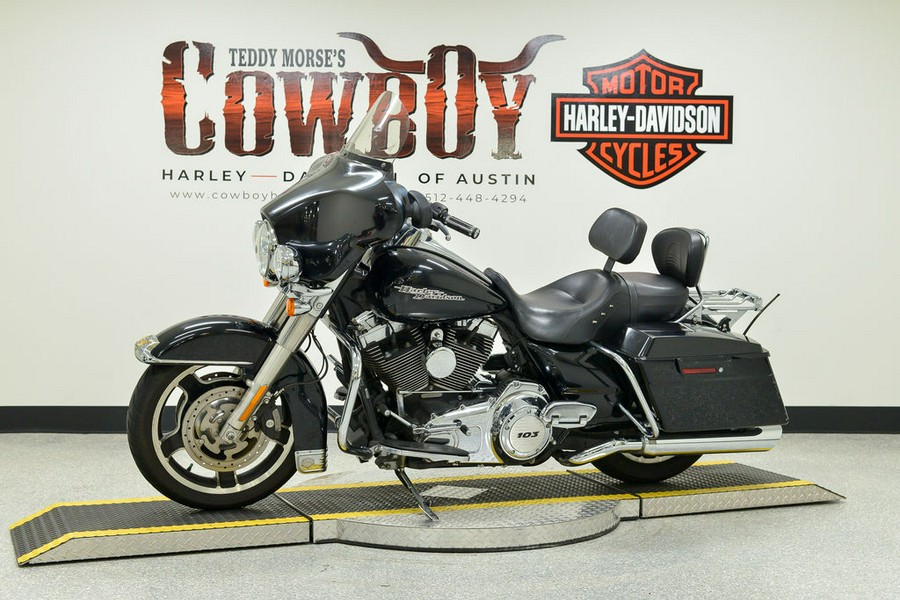 2011 Harley-Davidson® FLHX - Street Glide®