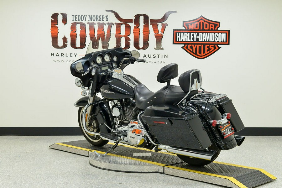 2011 Harley-Davidson® FLHX - Street Glide®