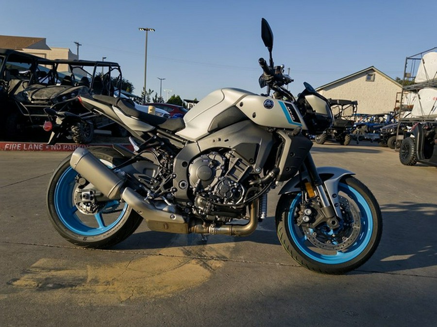 2025 Yamaha MT 10
