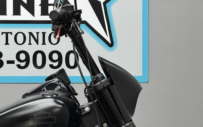 2018 Harley-Davidson® FXFB - Softail® Fat Bob®