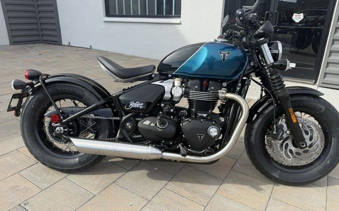 2026 Triumph Bonneville Bobber Interstellar Blue