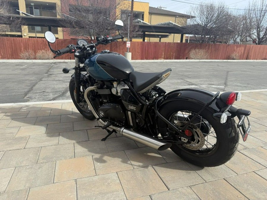 2026 Triumph Bonneville Bobber Interstellar Blue