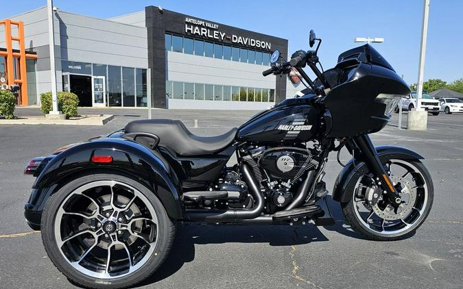 2026 Harley-Davidson® FLTRT - Road Glide® 3