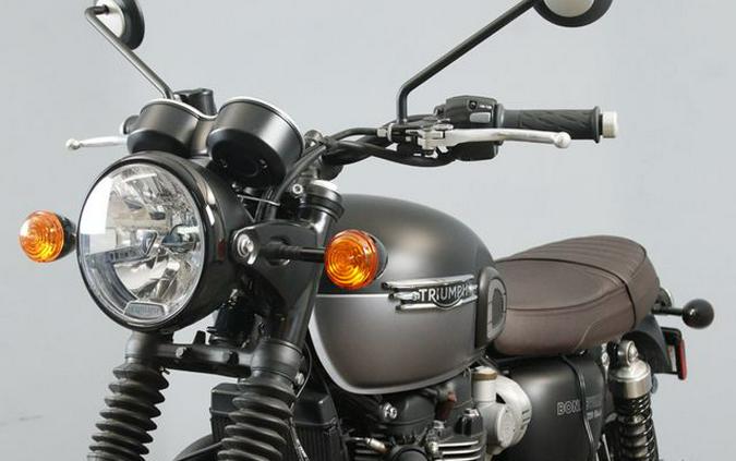 2022 Triumph Bonneville T120 Two Tone