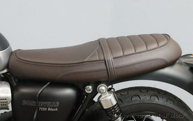 2022 Triumph Bonneville T120 Two Tone