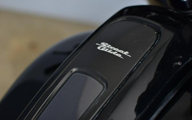 2023 Harley-Davidson Street Glide Special Vivid Black - Black Finish