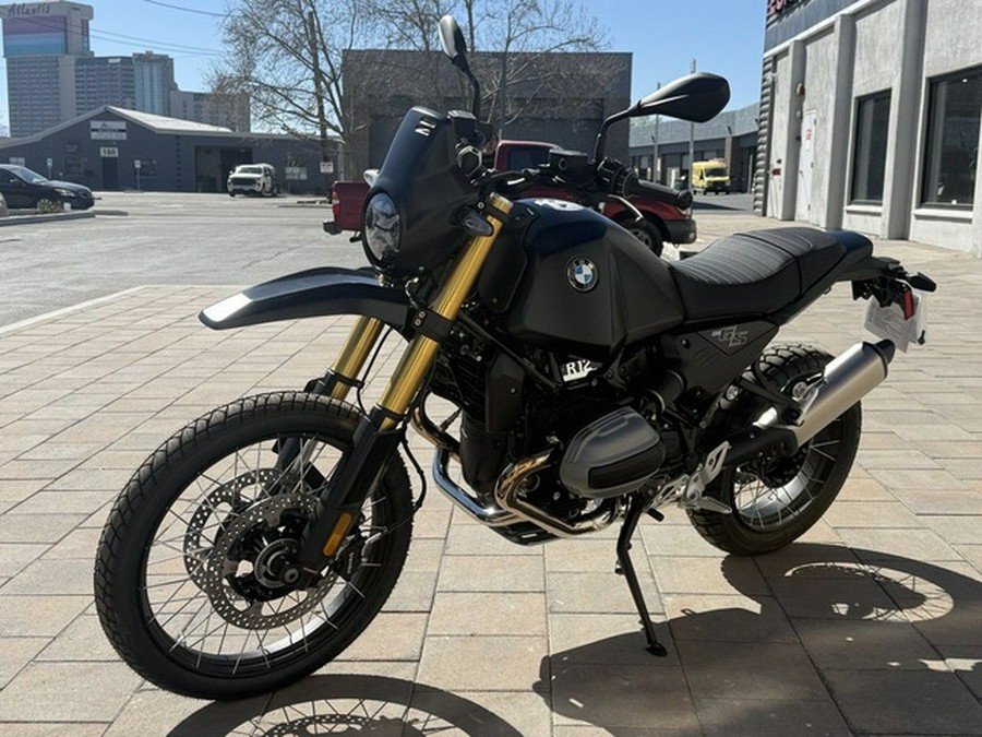 2026 BMW R 12 GS Night Black Matte