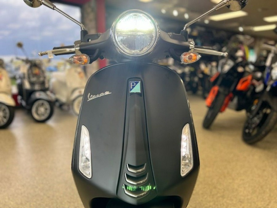 2023 Vespa Primavera 150 S