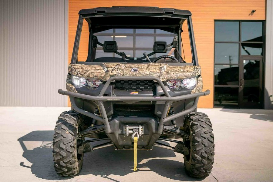 2016 Can-Am® Defender XT HD10 Mossy Oak Break-up Country Camo