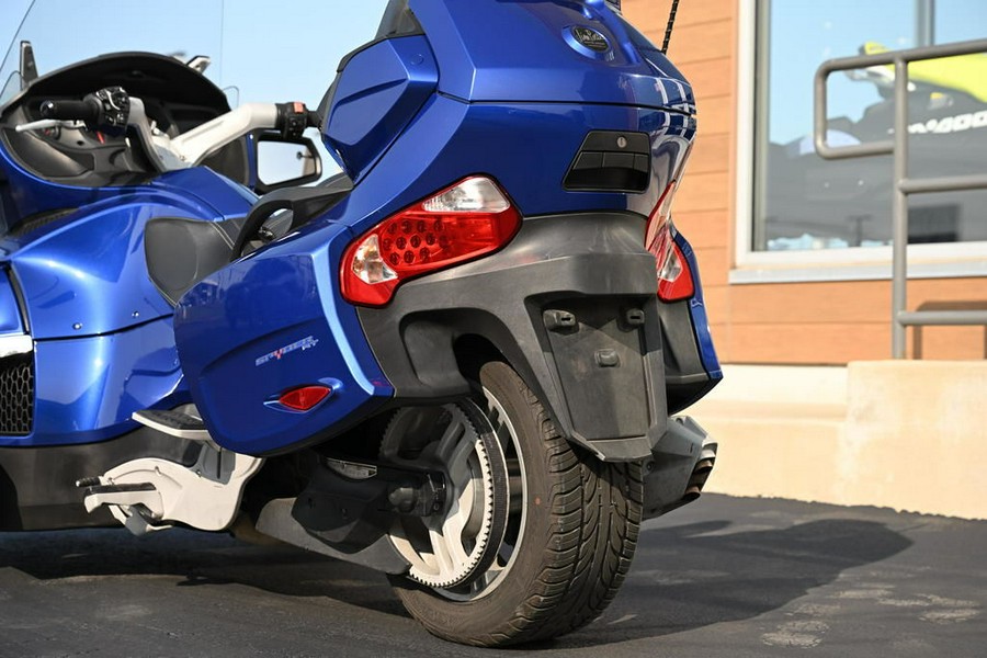 2012 Can-Am® Spyder® RT Audio & Convenience SM5