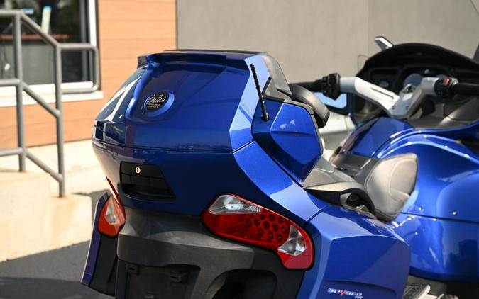 2012 Can-Am® Spyder® RT Audio & Convenience SM5