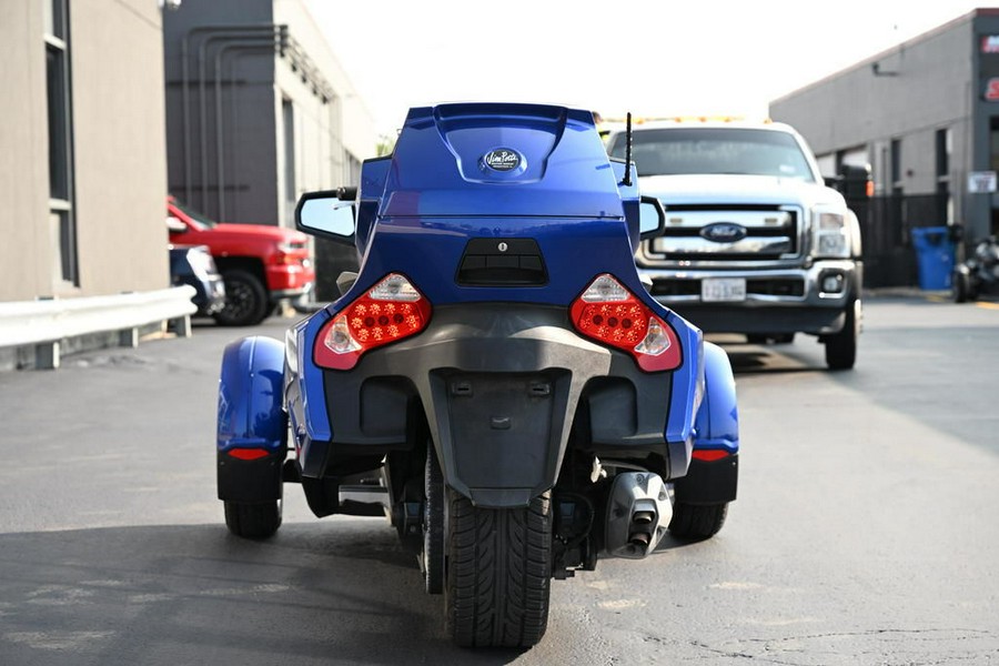 2012 Can-Am® Spyder® RT Audio & Convenience SM5