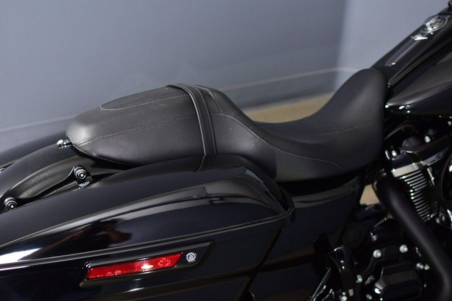 2018 Harley-Davidson Road King Special