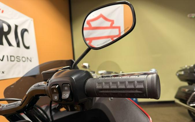 FXLRST 2025 Low Rider™ ST