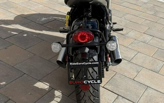 2026 Triumph Bonneville Bobber Jet black