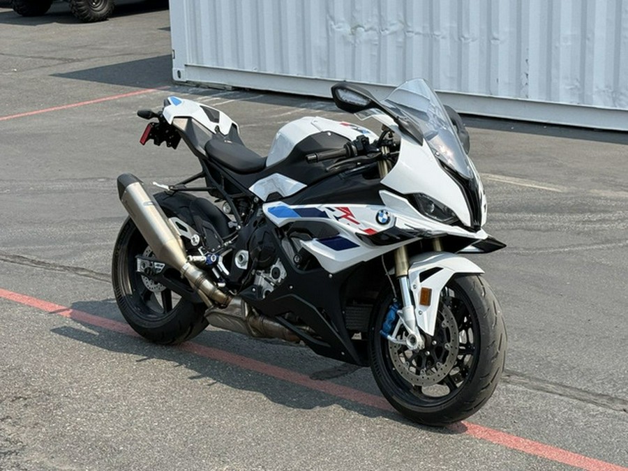 2024 BMW 24K6