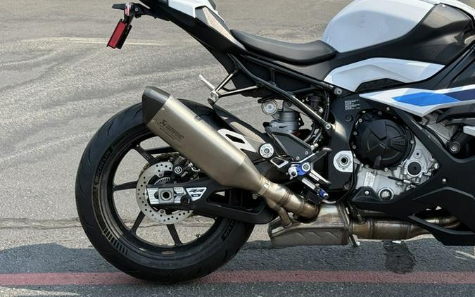 2024 BMW 24K6