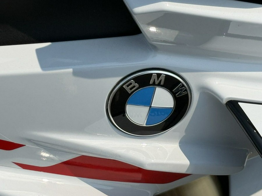 2024 BMW 24K6