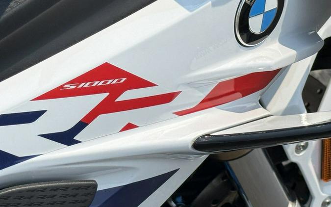 2024 BMW 24K6