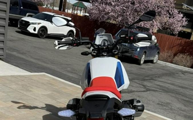 2026 BMW R 12 GS Light White