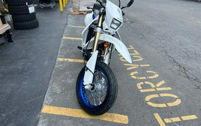 2023 Suzuki DR-Z400SM