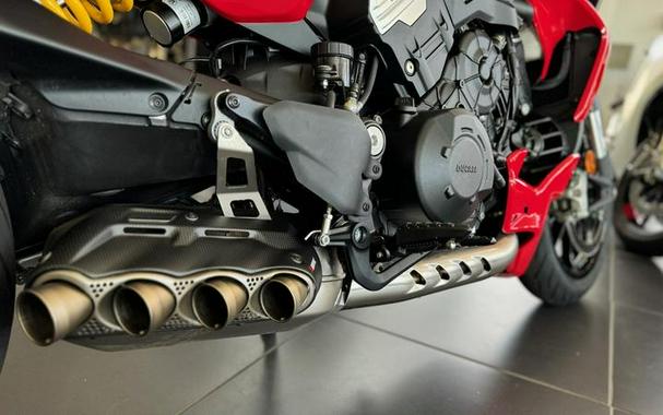 2023 Ducati Diavel V4 Ducati Red