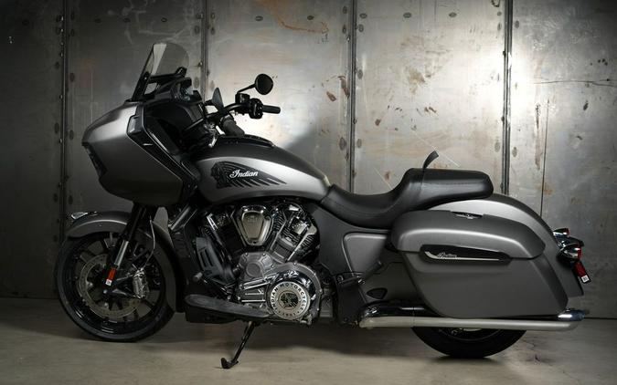 2024 Indian Motorcycle® Challenger® Titanium Smoke